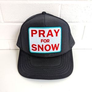 PRAY FOR SNOW Mesh back Trucker